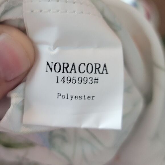 NWT- NORACORA Floral Dress - Picture 12 of 12